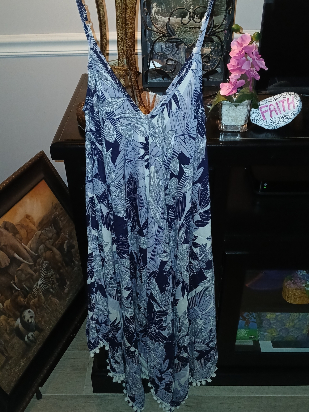 Blue and White V Neck Flowing Sundress Adjustable Straps And Cute Hem Sz XS